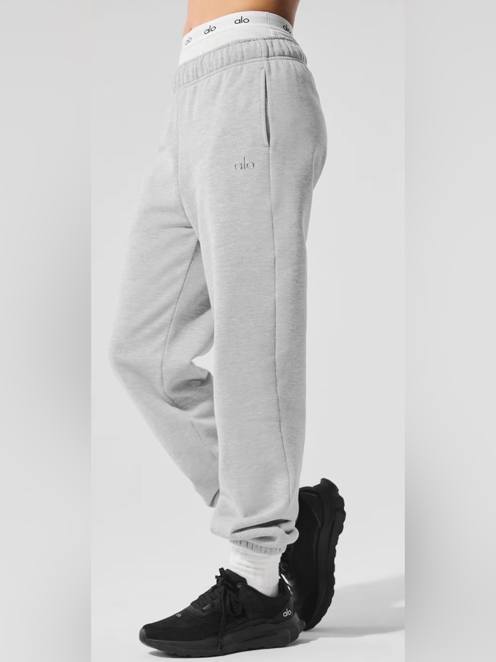 Alo yoga $168 accolade sweatpant grey - Picture 3 of 3
